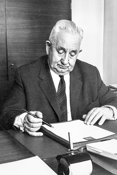 1958